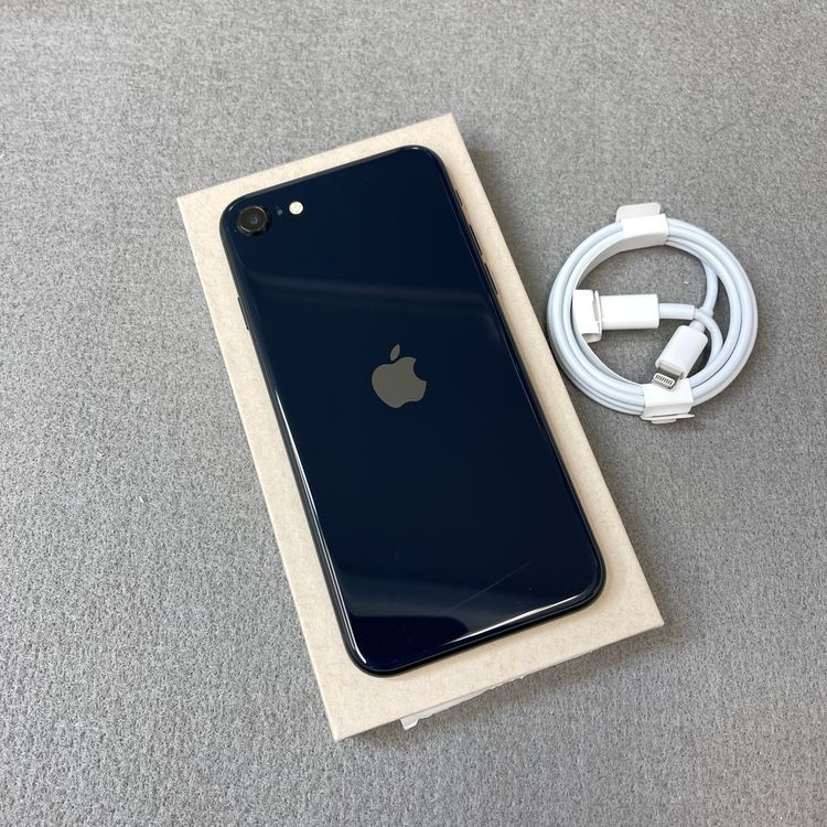 �Хåƥ꡼ 97% iPhone SE3 64GB �ߥåɥʥ��� ������ SIM�ե꡼ ����̵��