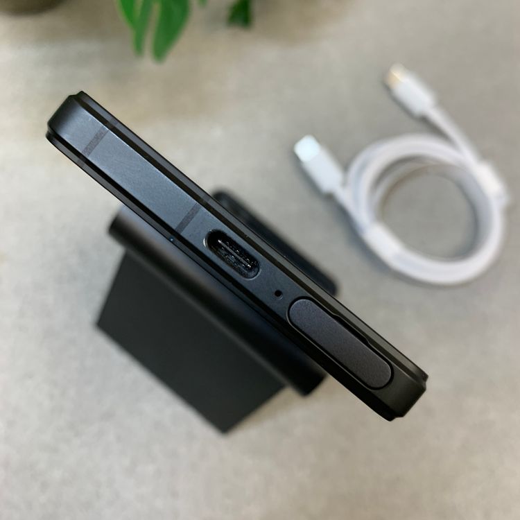 Xperia 5 V SO-53D 128GB �֥�å� �ɥ����� SIM�ե꡼ ����̵��
