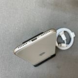 �Хåƥ꡼ 100% iPhone SE3 64GB �������饤�� ������ SIM�ե꡼ ����̵��