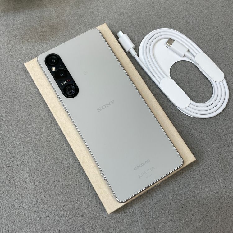 Sony Xperia 1 V SO-51D 256GB ����С� ������ SIM�ե꡼����̵��