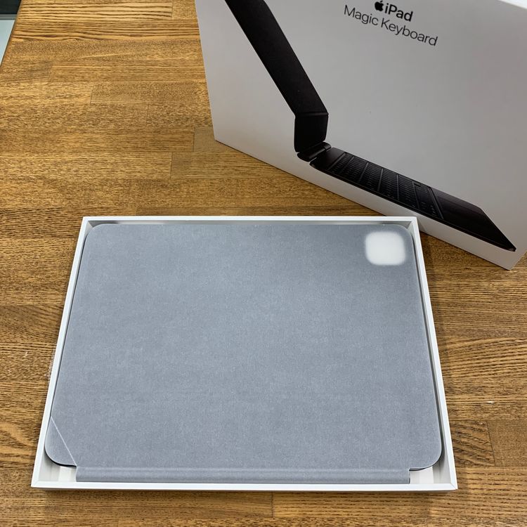 ���� iPad Pro 11����� Magic Keyboard - ���ܸ� - �֥�å� ����̵��