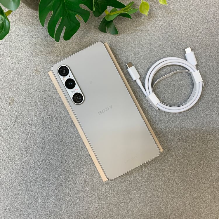 ����Ʊ��Sony Xperia 1 VI SOG13 256GB  AU�� SIM�ե꡼����̵��