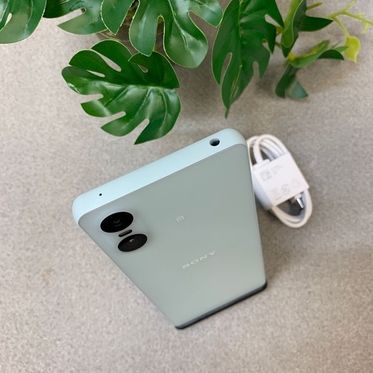 ����Ʊ�� Xperia 10VI 128GB �֥롼 SOG14 AU�� SIM�ե꡼ ����̵��