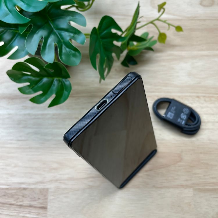 Sony Xperia 1 V SO-51D 256GB �֥�å� ������ SIM�ե꡼����̵��