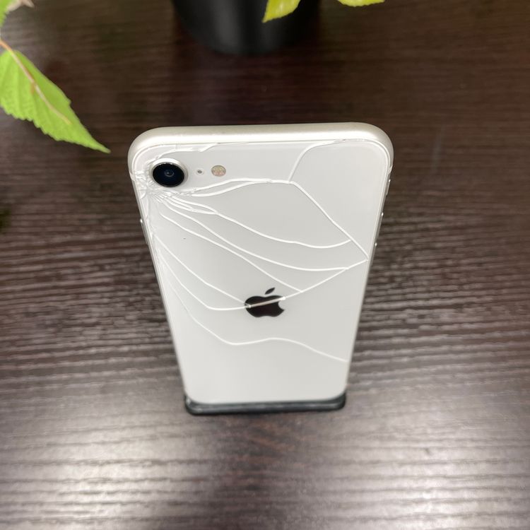 iPhone SE(第2世代) 128GB ホワイト  国内SIMフリー 送料無料