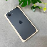 �Хåƥ꡼100% iPhone 16e 128GB �֥�å� Apple�� SIM�ե꡼����̵��