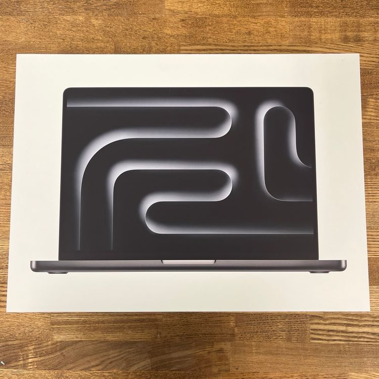 ̤������ MacBook Pro 14����� M5 24GB 1TB ����̵�� 5VJWD