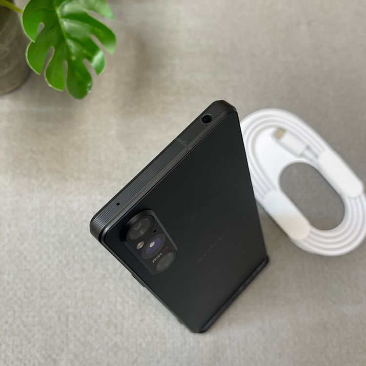 Sony Xperia 1 V SO-51D 256GB �֥�å� ������ SIM�ե꡼����̵��
