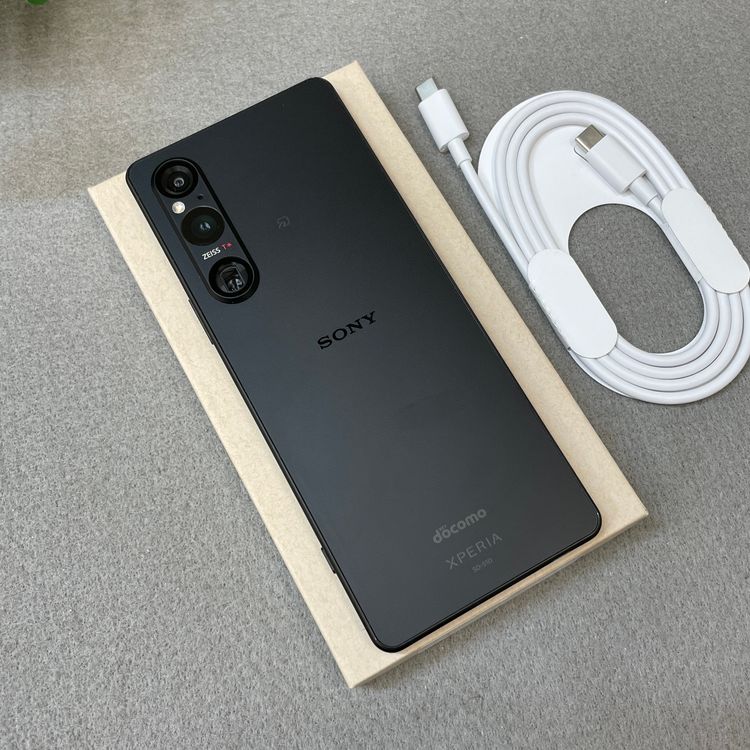 Sony Xperia 1 V SO-51D 256GB �֥�å� ������ SIM�ե꡼����̵��