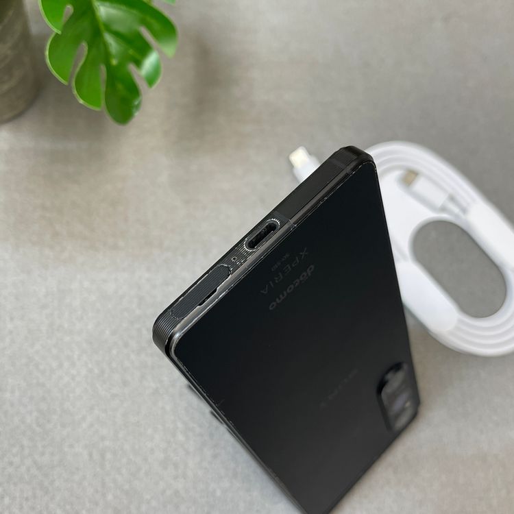 Sony Xperia 1 V SO-51D 256GB �֥�å� ������ SIM�ե꡼����̵��