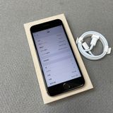 �Хåƥ꡼ 100% iPhone SE3 64GB �������饤�� ������ SIM�ե꡼ ����̵��