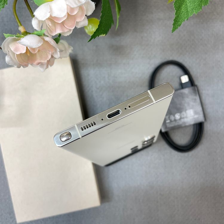 ����Ʊ�� Galaxy S23 Ultra 256GB ���꡼�� ����SIM�ե꡼ ����̵��