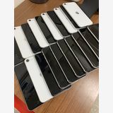 30�� ���å� iPhone SE2 64GB �ۥ磻�� ������SIM�ե꡼����̵��