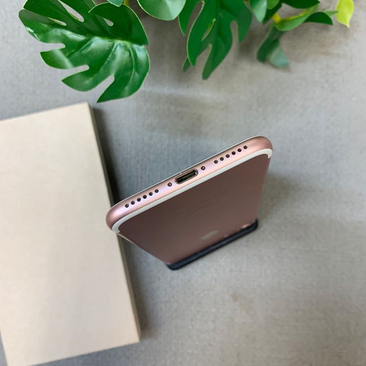 iPhone 7 32GB ������ ������� ������ SIM�ե꡼����̵��