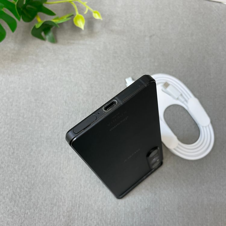 Sony Xperia 1 V SO-51D 256GB �֥�å� ������ SIM�ե꡼����̵��