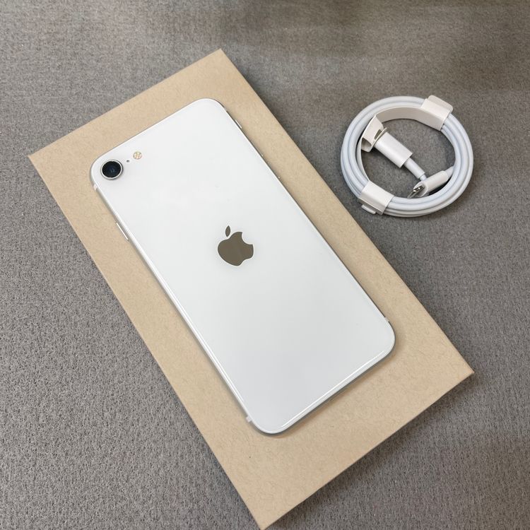 ����Ʊ�� iPhone SE2 64Gb �ۥ磻�� ������SIM�ե꡼����̵�� �������� ��