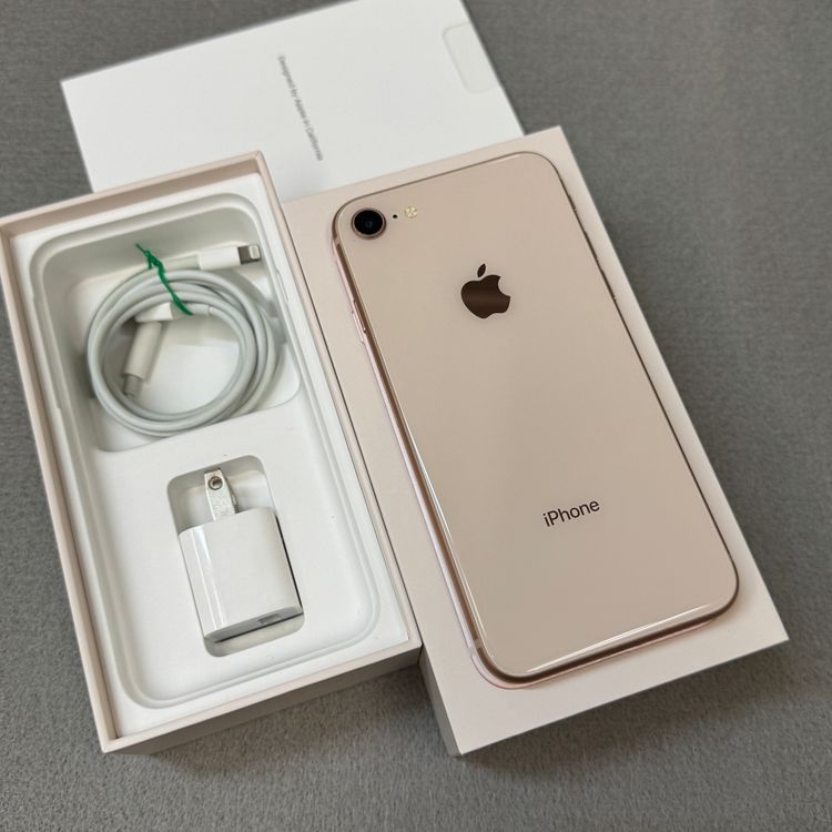 ���� �Хåƥ꡼93% iPhone 8  64Gb ������� ����SIM�ե꡼ ����̵��