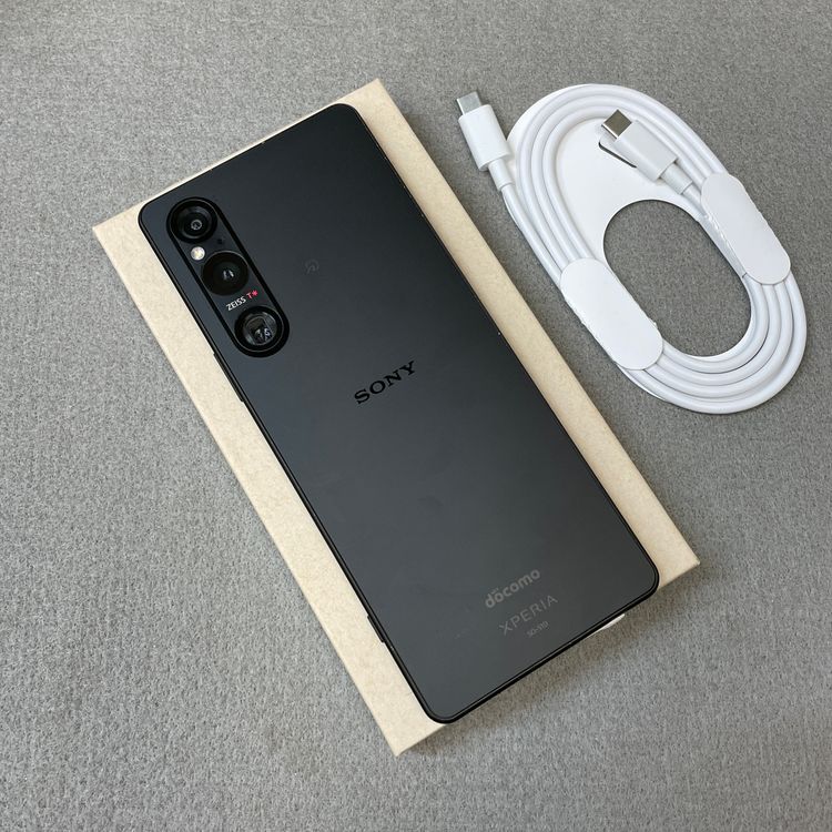 Sony Xperia 1 V SO-51D 256GB �֥�å� ������ SIM�ե꡼����̵��