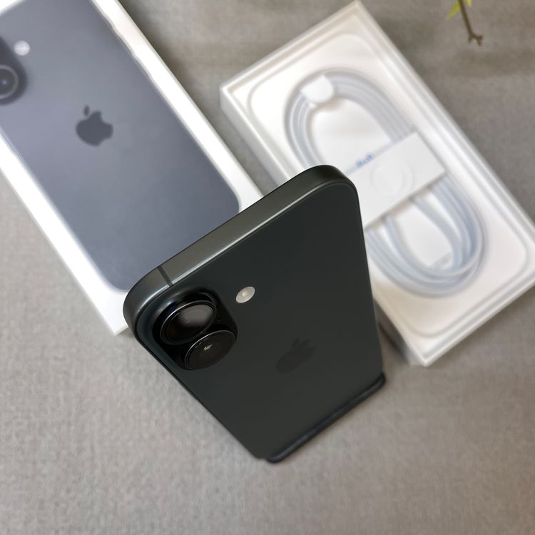 �Хåƥ꡼ 100% iPhone 17 256GB �֥�å� Apple�� SIM�ե꡼ ����̵��