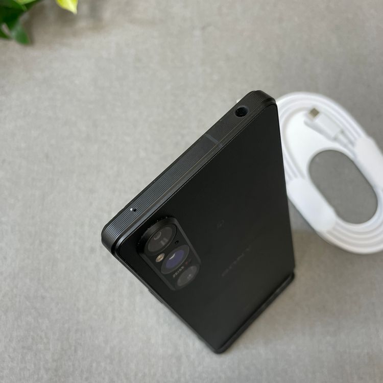 Sony Xperia 1 V SO-51D 256GB �֥�å� ������ SIM�ե꡼����̵��