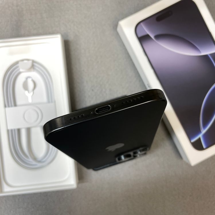 iPhone 16ProMax 256GB �֥�å� ������ SIM�ե꡼����̵��