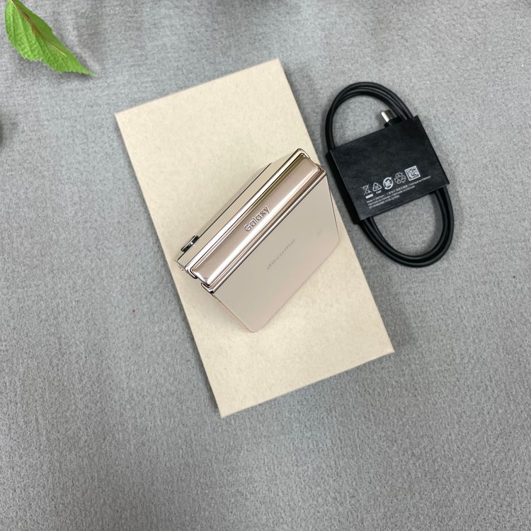 Galaxy Z Flip4 128GB �ԥ󥯥������ ������SIM�ե꡼ ����̵��