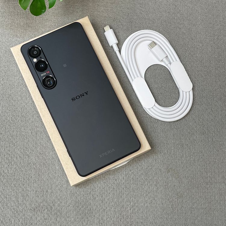 Sony Xperia 1 VI SOG13 256GB �֥�å� ������ SIM�ե꡼����̵��