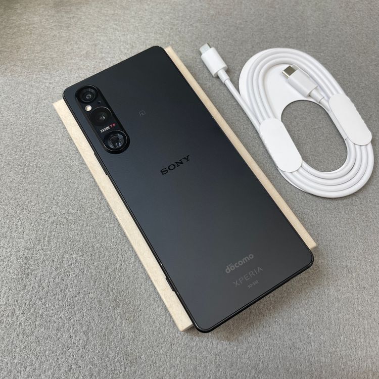 Sony Xperia 1 V SO-51D 256GB �֥�å� ������ SIM�ե꡼����̵��