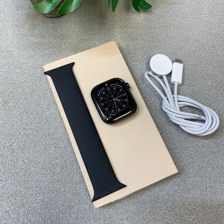 ����Ʊ�� Apple Watch Series 11 �����˥��� GPS + Cellular��ǥ�