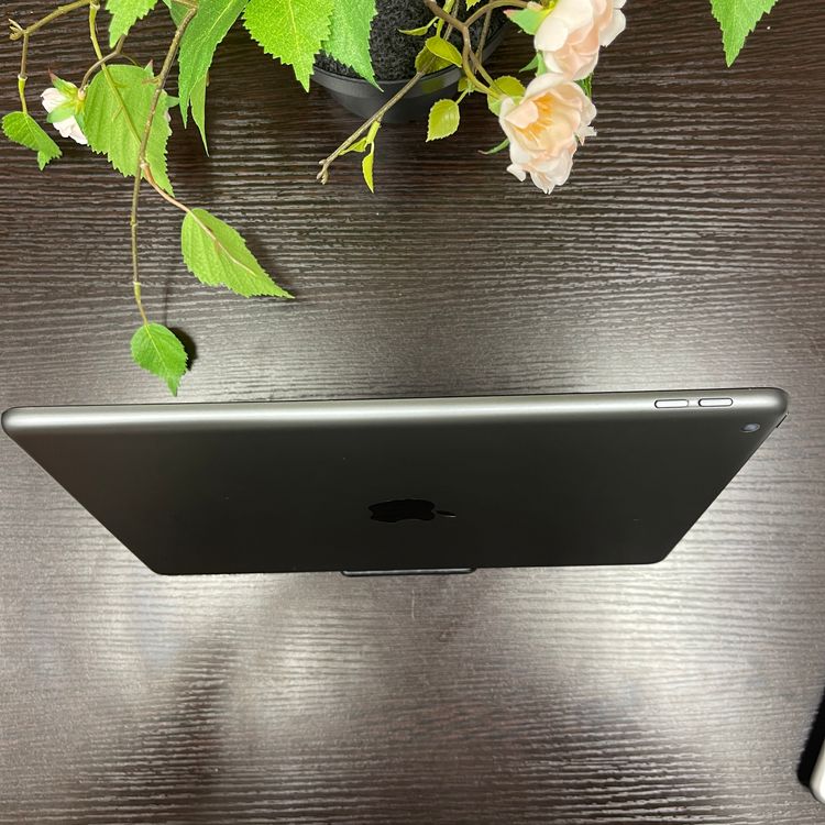 iPad(8) 32GB ڡ졼 Wi-Fiǥ