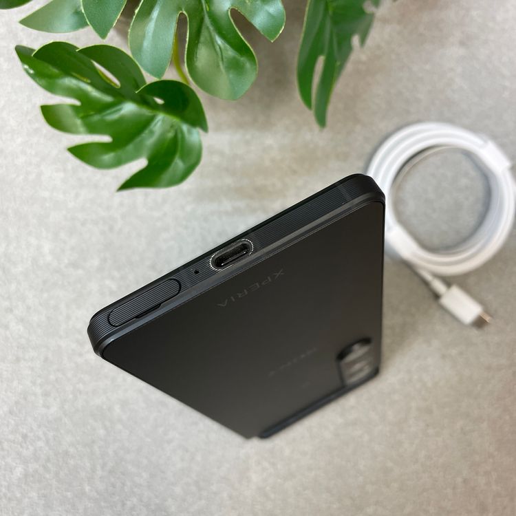 Sony Xperia 1 VI SOG13 256GB �֥�å� AU�� SIM�ե꡼����̵��