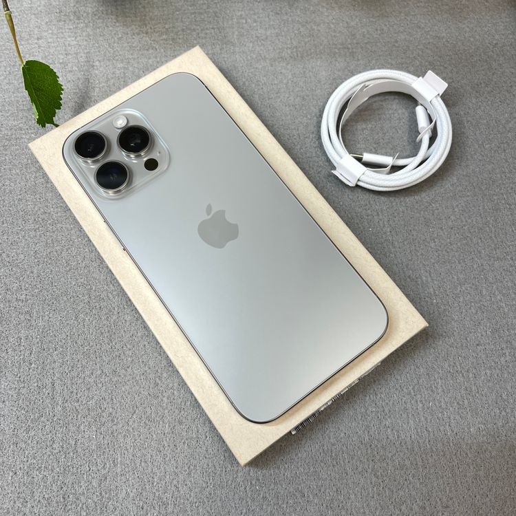����Ʊ�� iPhone 16ProMax 256GB �ʥ����� ������ SIM�ե꡼