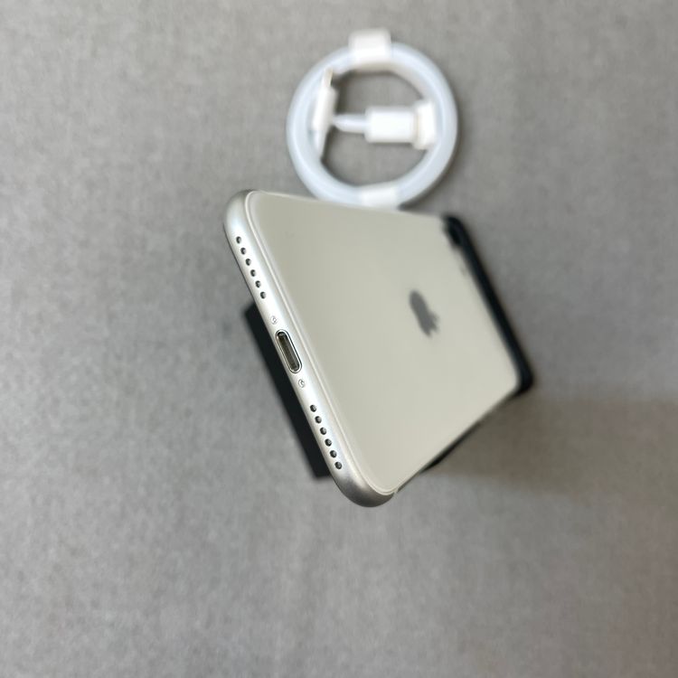 ����ȯ�� iPhone SE2 64Gb �ۥ磻�� ������ SIM�ե꡼ ����̵�� 38481