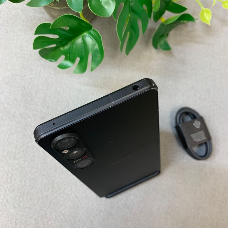 Sony Xperia 1 VI SO-51E 256GB �֥�å� �ɥ����� SIM�ե꡼����̵��