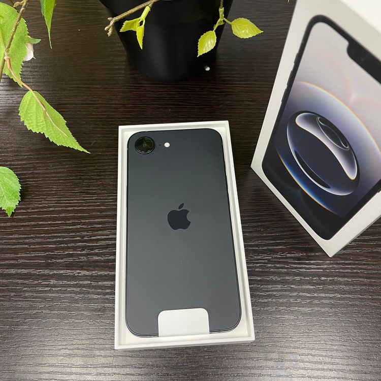 ʡ̤ iPhone 16e 128GB ֥å SIMե꡼̵