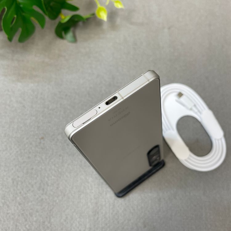 Sony Xperia 1 V SO-51D 256GB ����С� ������ SIM�ե꡼����̵��