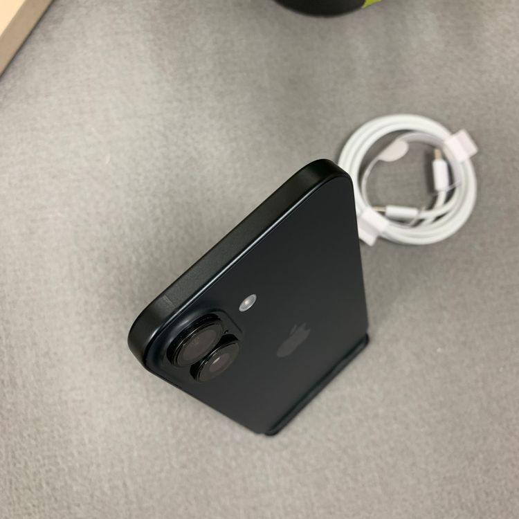 �Хåƥ꡼ 100% iPhone 16 128GB �֥�å� ������ SIM�ե꡼����̵��