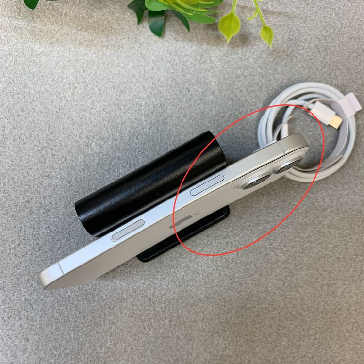 �Хåƥ꡼ 100�� iPhone17 256GB �ۥ磻�� ������ SIM�ե꡼ ����̵��