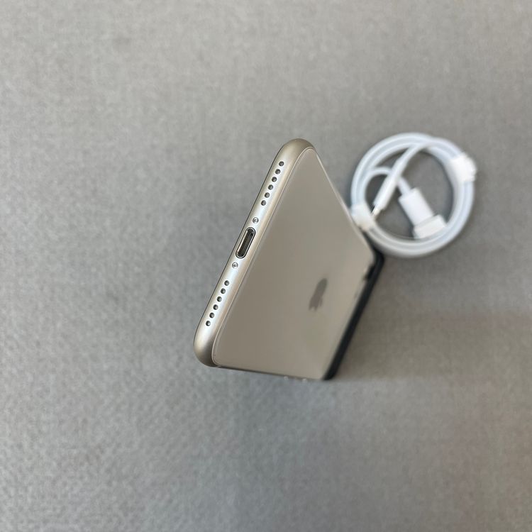 �Хåƥ꡼ 89% iPhone SE3 64GB �������饤�� ������ SIM�ե꡼ ����̵��