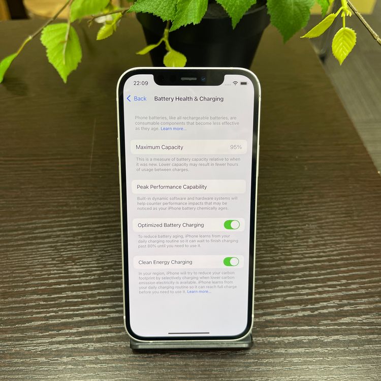 iPhone 12  ۥ磻64GB  SIMե꡼ ̵