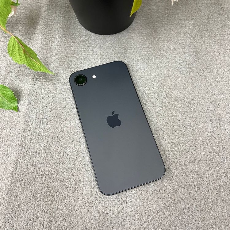 iPhone 16e  256GB ֥å  ̵