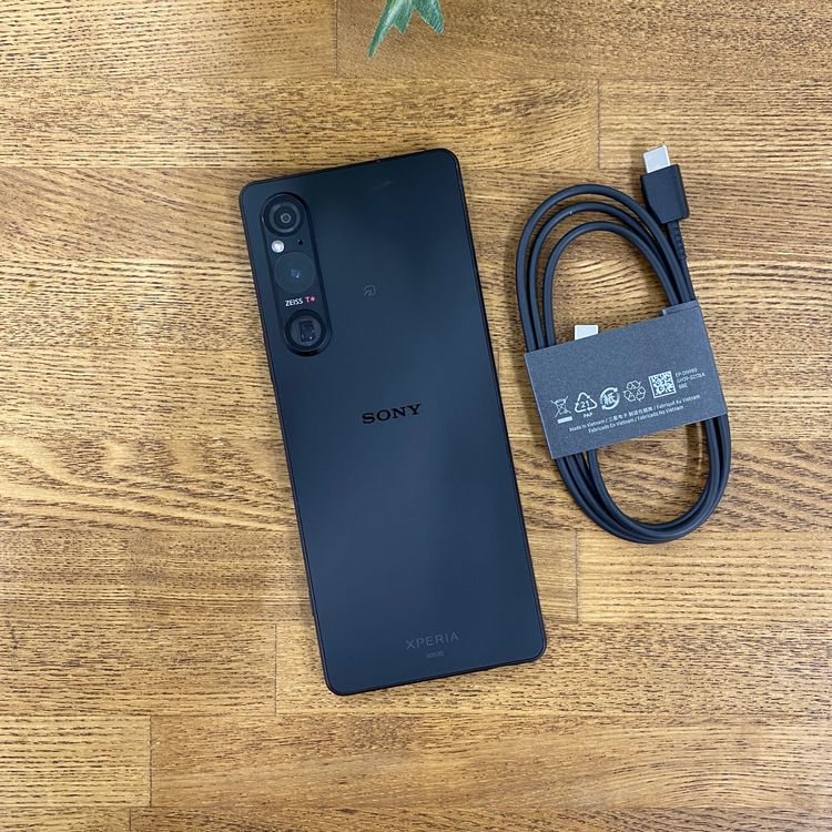Xperia 1 V SOG10 256GB �֥�å� ������SIM�ե꡼ ����̵��