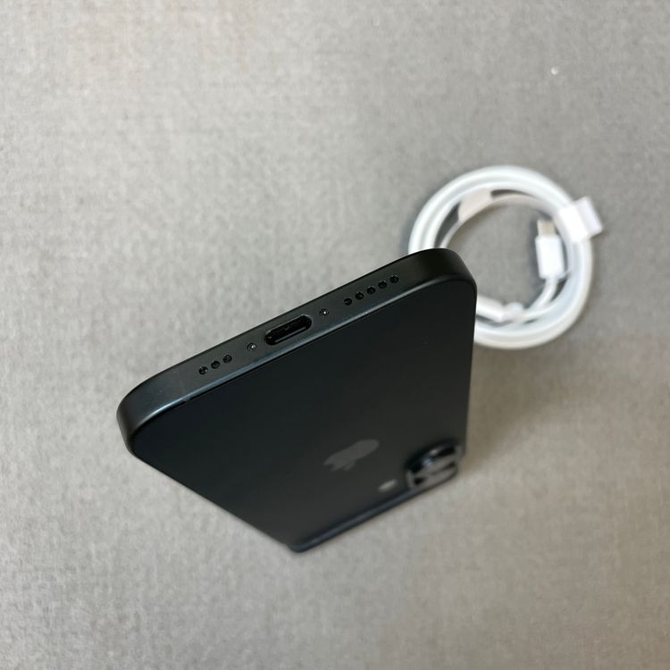 �Хåƥ꡼96% iPhone 16 128GB �֥�å� ������ SIM�ե꡼ ����̵��