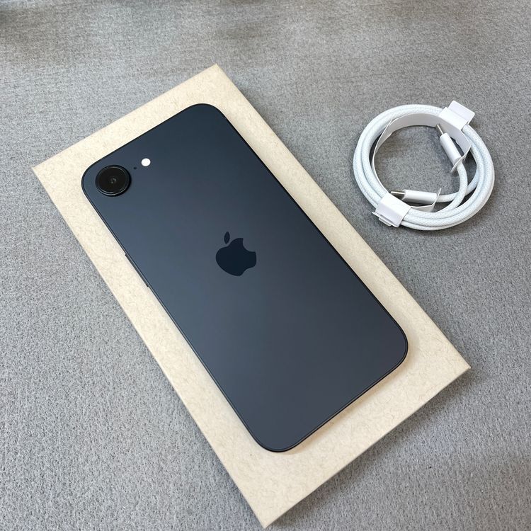 ����Ʊ�� iPhone 16e 128GB �֥�å� ������ SIM�ե꡼ ����̵��