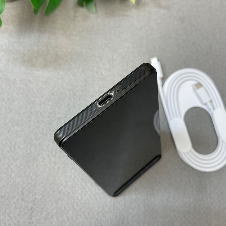 Sony Xperia 1 V SO-51D 256GB �֥�å� ������ SIM�ե꡼����̵��