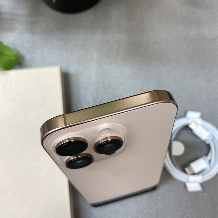 ����Ʊ�� iPhone16Pro 256GB �ǥ����� ������ SIM�ե꡼ ����̵��