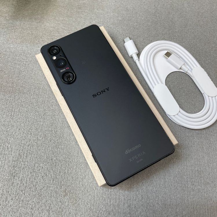 Sony Xperia 1 V SO-51D 256GB �֥�å� ������ SIM�ե꡼����̵��