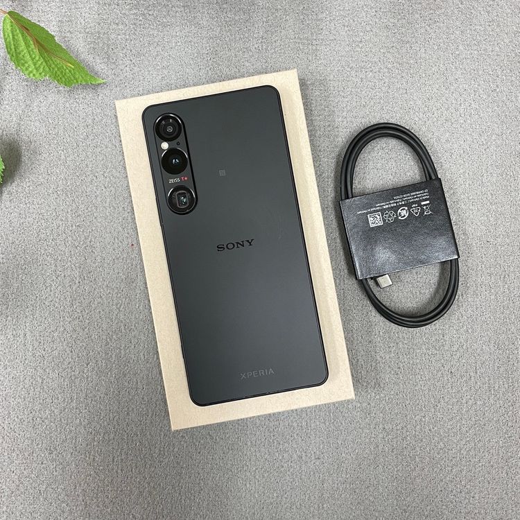 Xperia 1VI SOG13 256GB �֥�å� ������SIM�ե꡼ ����̵��