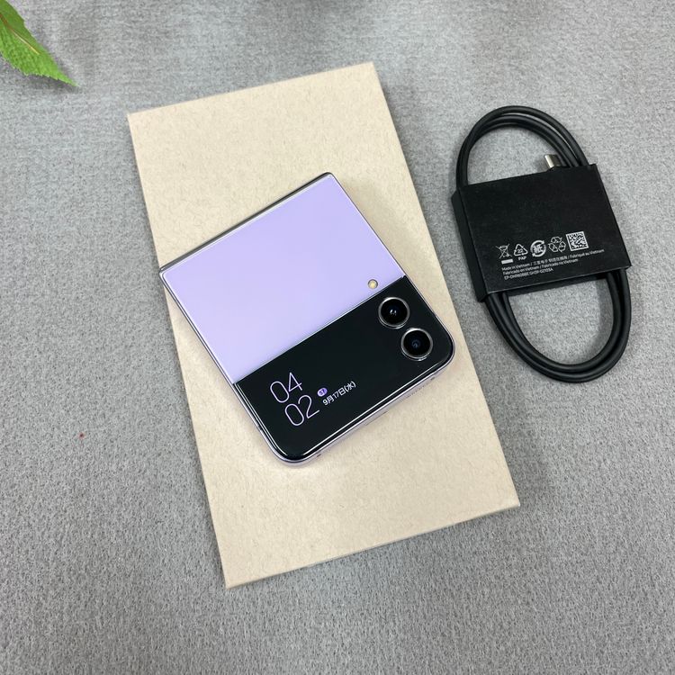 Samsung Galaxy Z Flip4 128GB �ܥ�ѡ��ץ� ������SIM�ե꡼ ����̵��