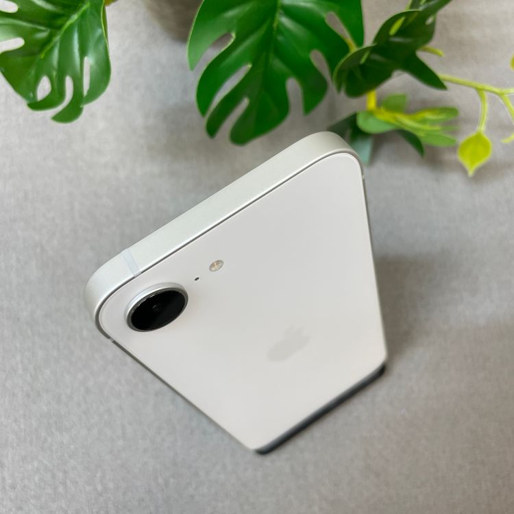 �Хåƥ꡼100% iPhone 16e 128GB �ۥ磻�� Apple�� SIM�ե꡼����̵��